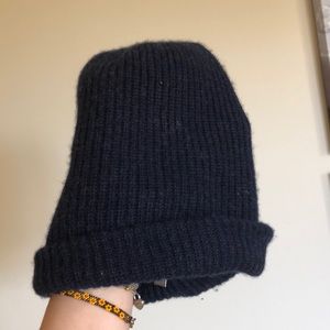 Madewell Navy Beanie- 100% Cashmere
